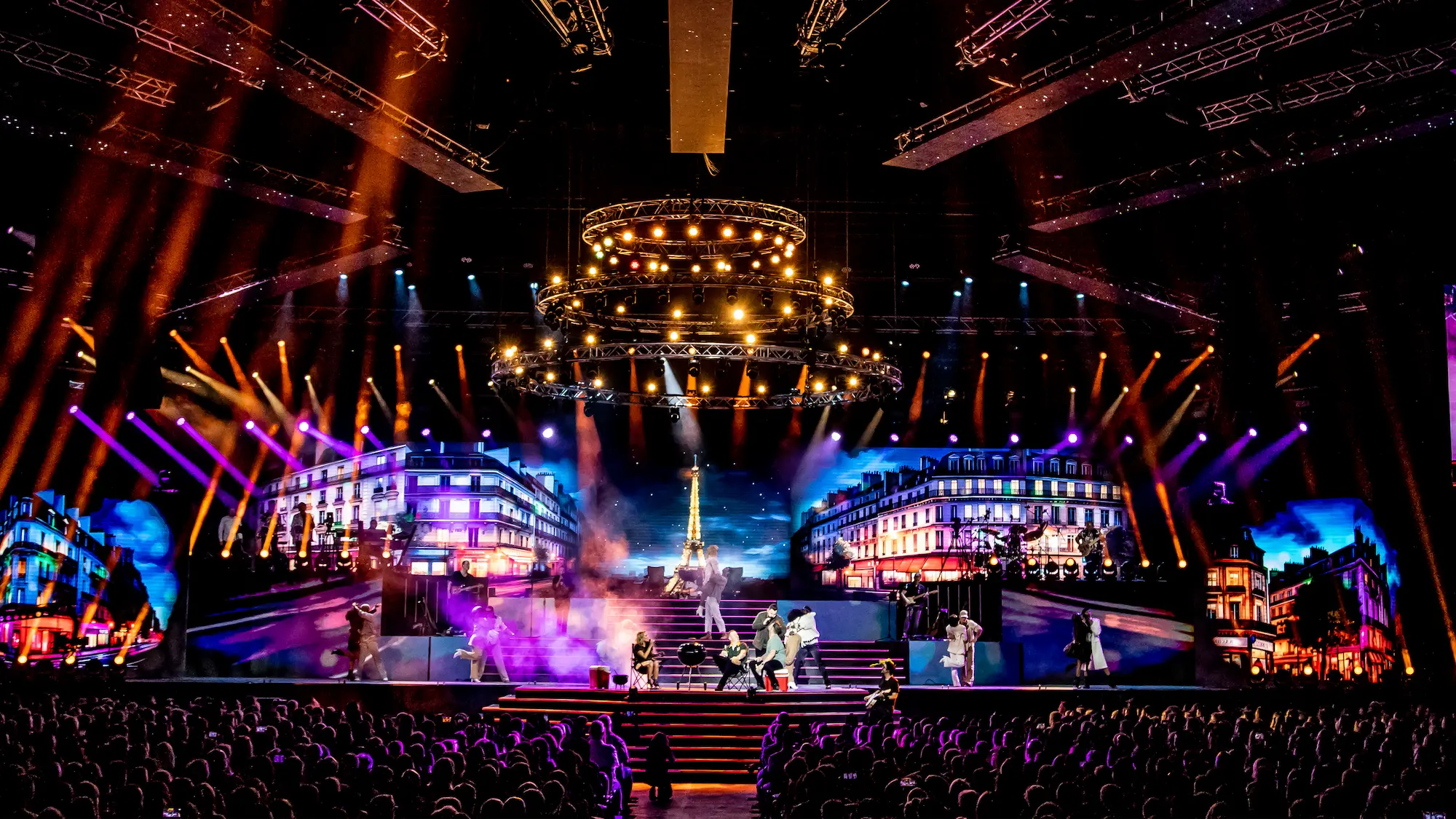 MGG event production showcasing professional lighting design and technical staging for corporate events